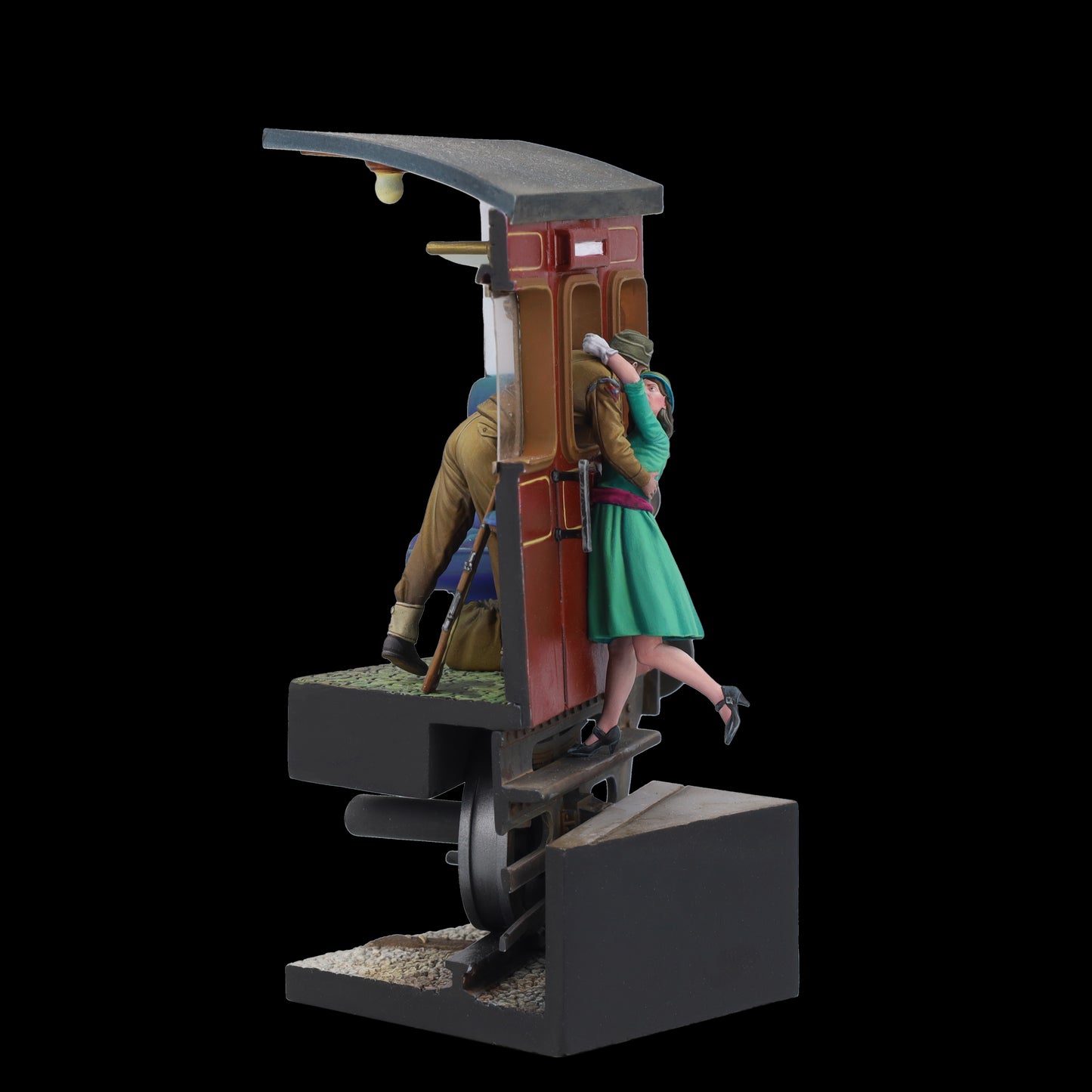 CHARING CROSS 1940. ALICE AND JOHNNY