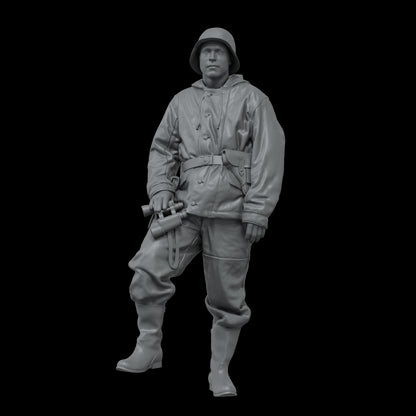 WAFFEN OFFICER
